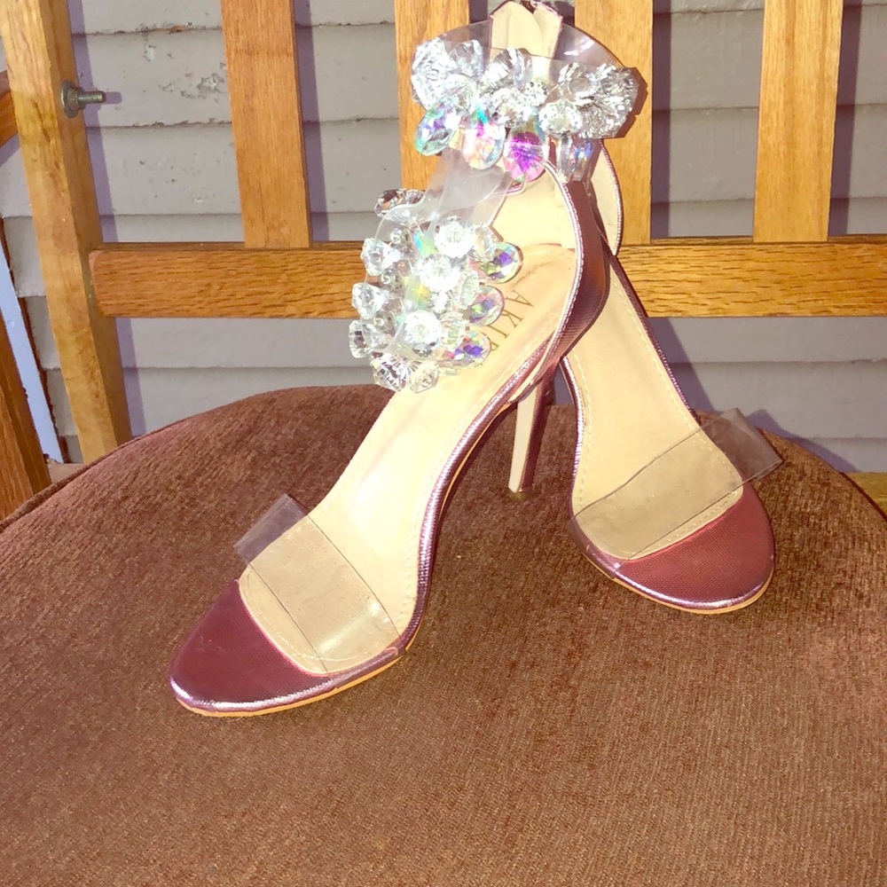 Pink Heels that fit the Occasion